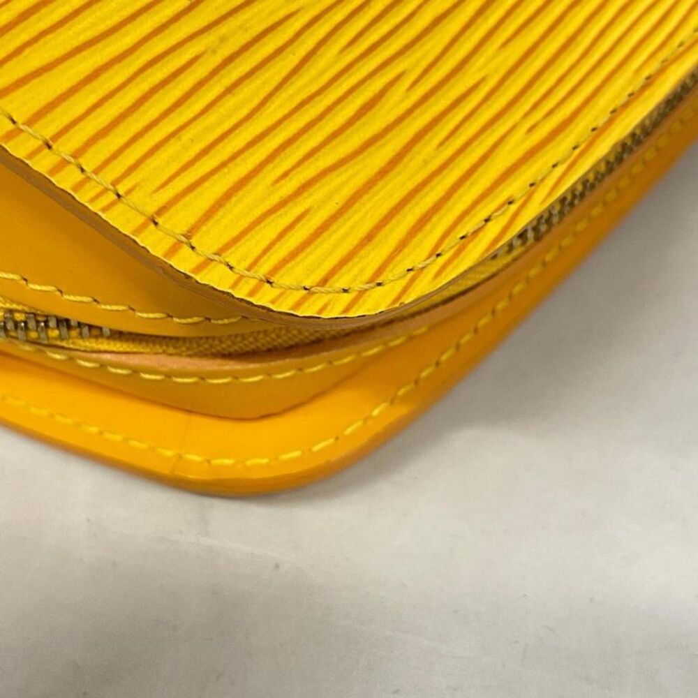 Louis Vuitton Dauphine Yellow Leather Clutch Bag (Pre-Owned) - Picture 7 of 10